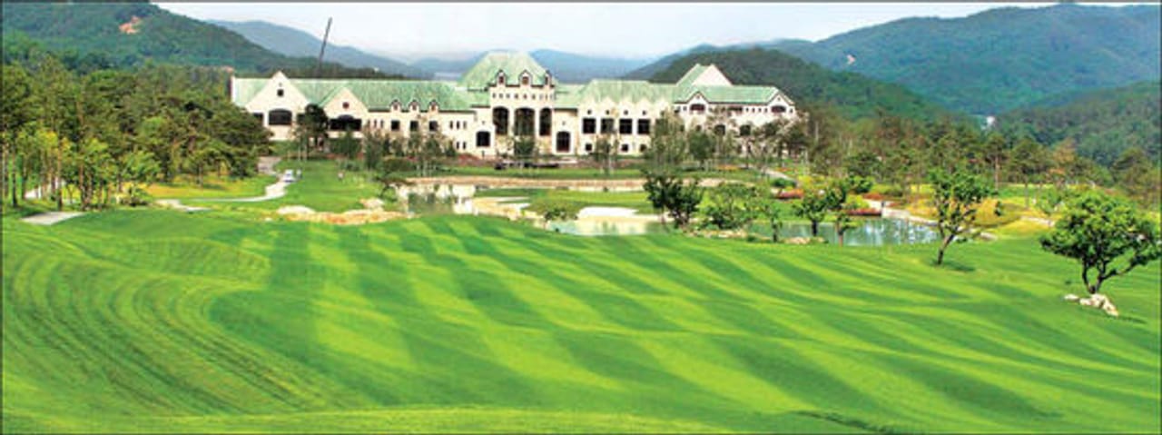 Maestro Country Club