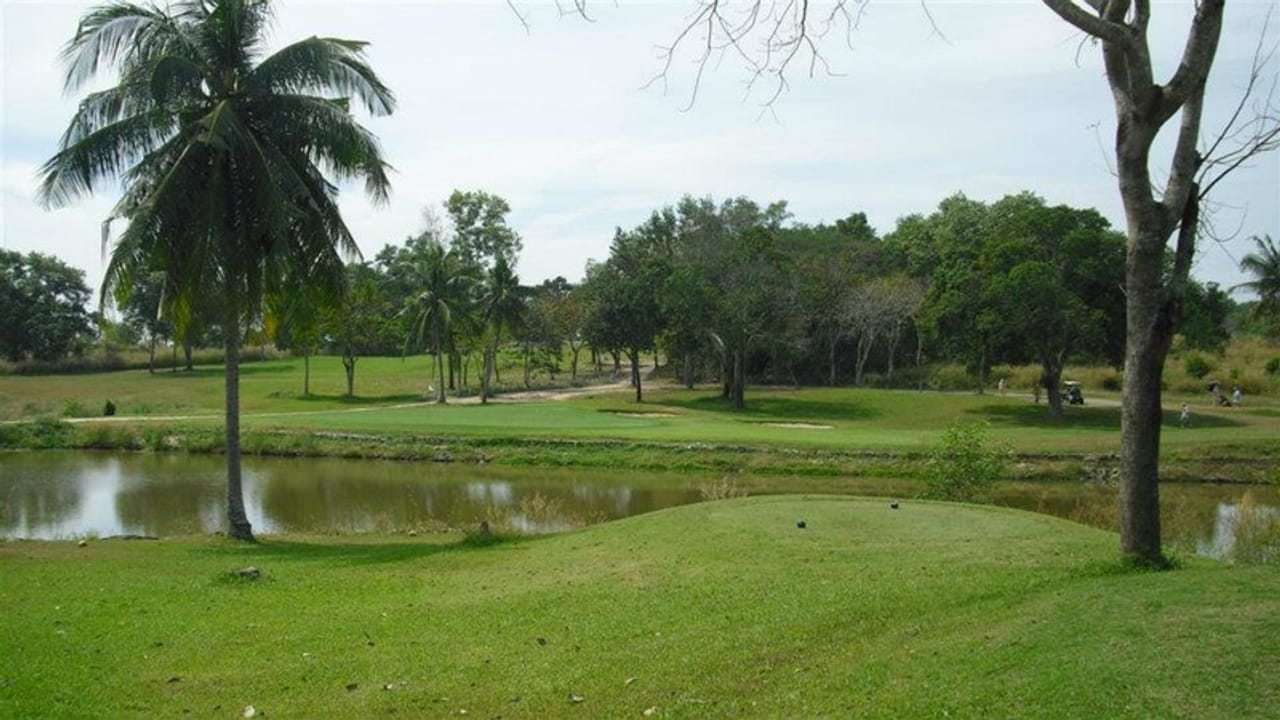 King Naga Golf Club