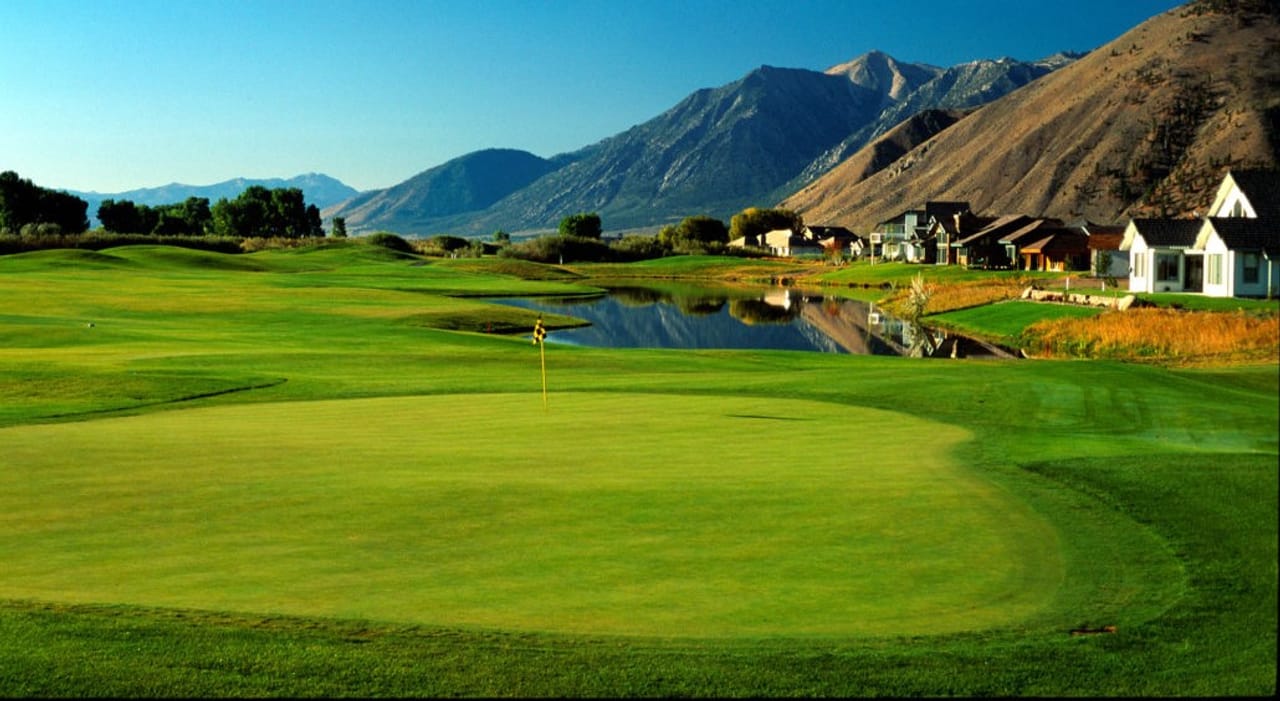 Genoa Lakes Golf Club (Lakes)