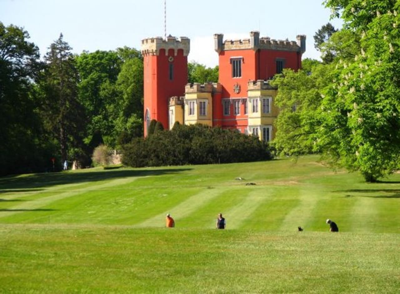 Golf Hradec - Zamek Hradek u Nechanic