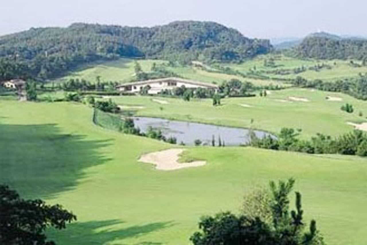 Mermaid Fukuyama Golf Club