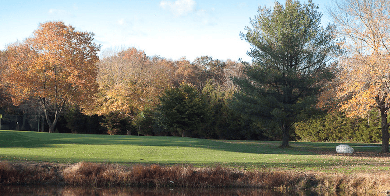 Twin Willows Par 3 Golf Course