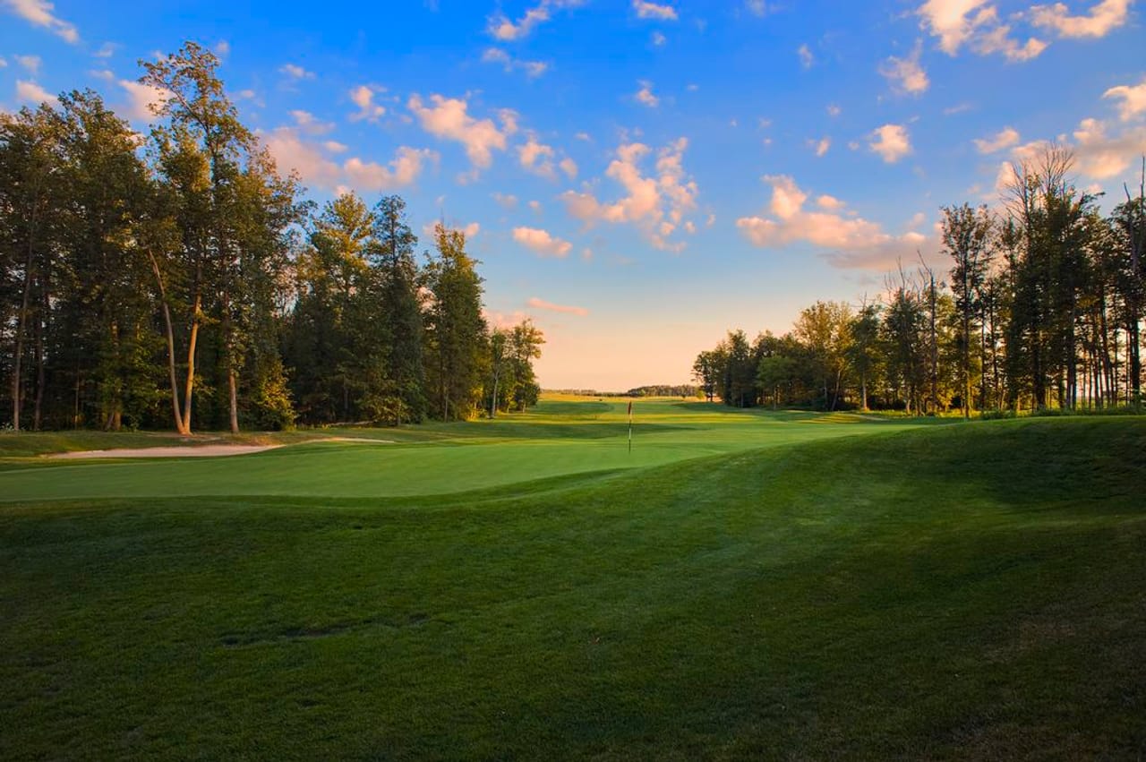 Red Hawk Run Golf Club