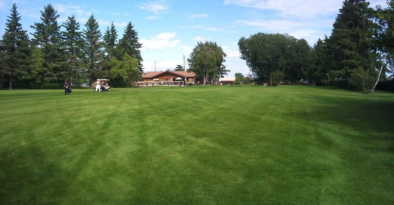 Twin Willows Golf Club