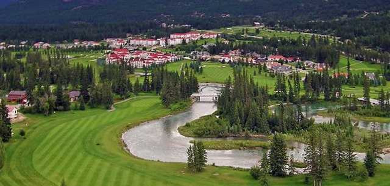 Fairmont Hot Springs Resort (Riverside)