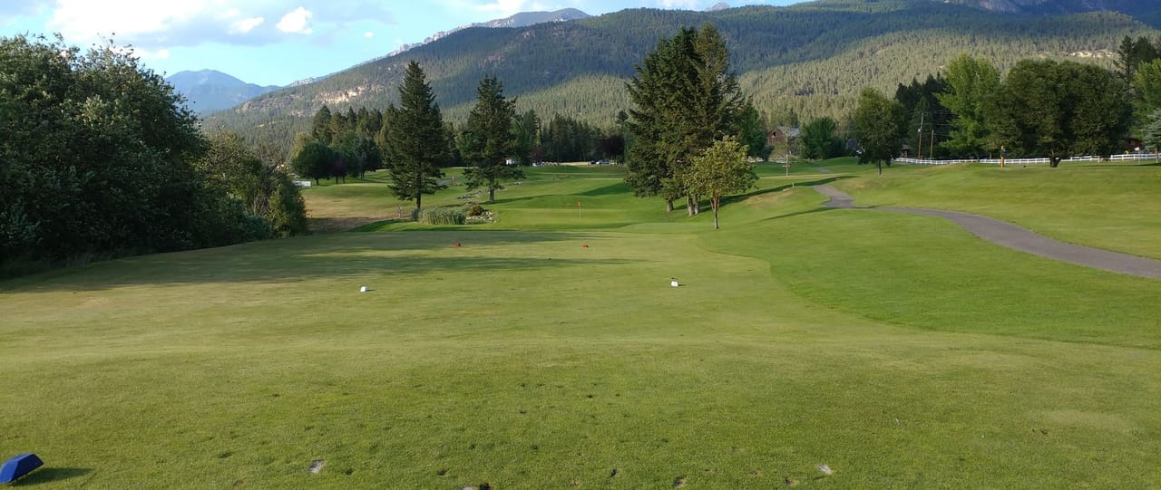 Fairmont Hot Springs Resort (Creekside)