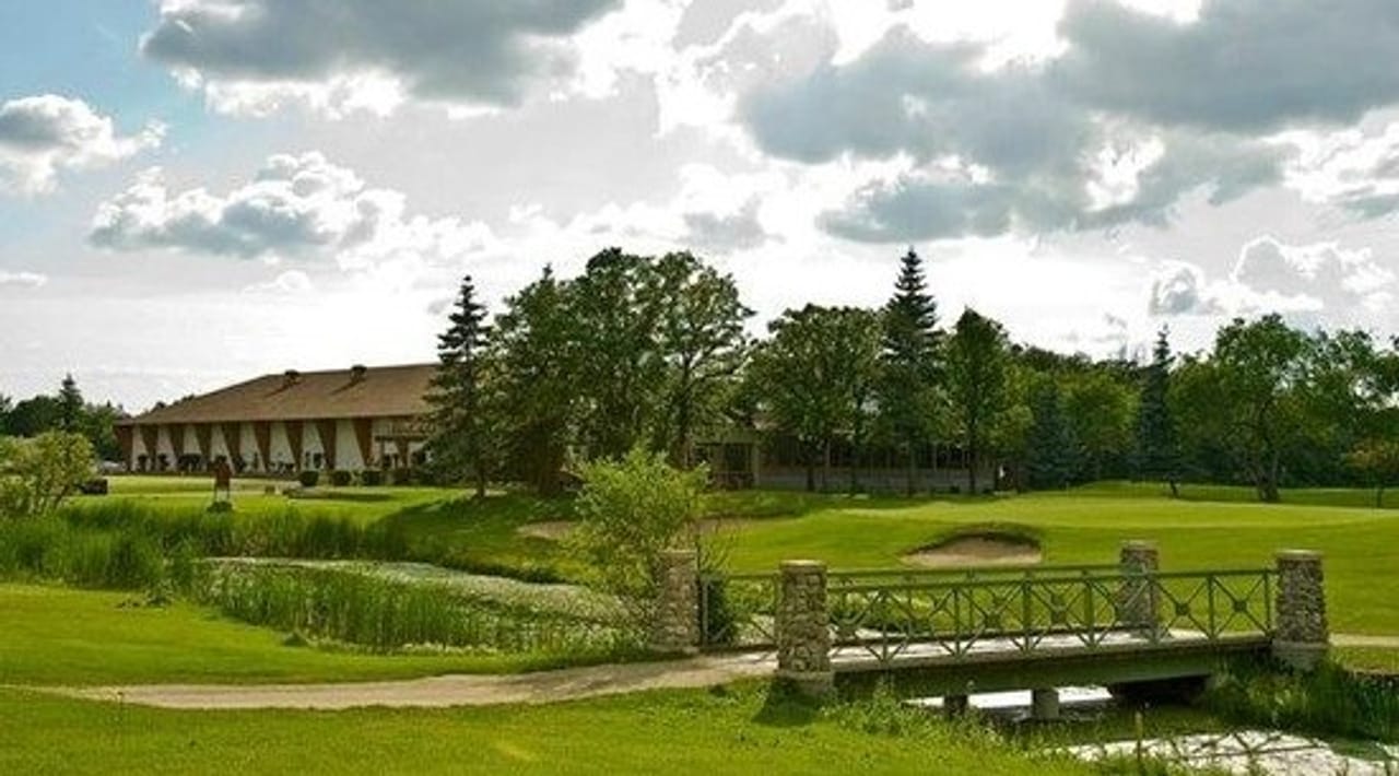 Rossmere Golf & Country Club