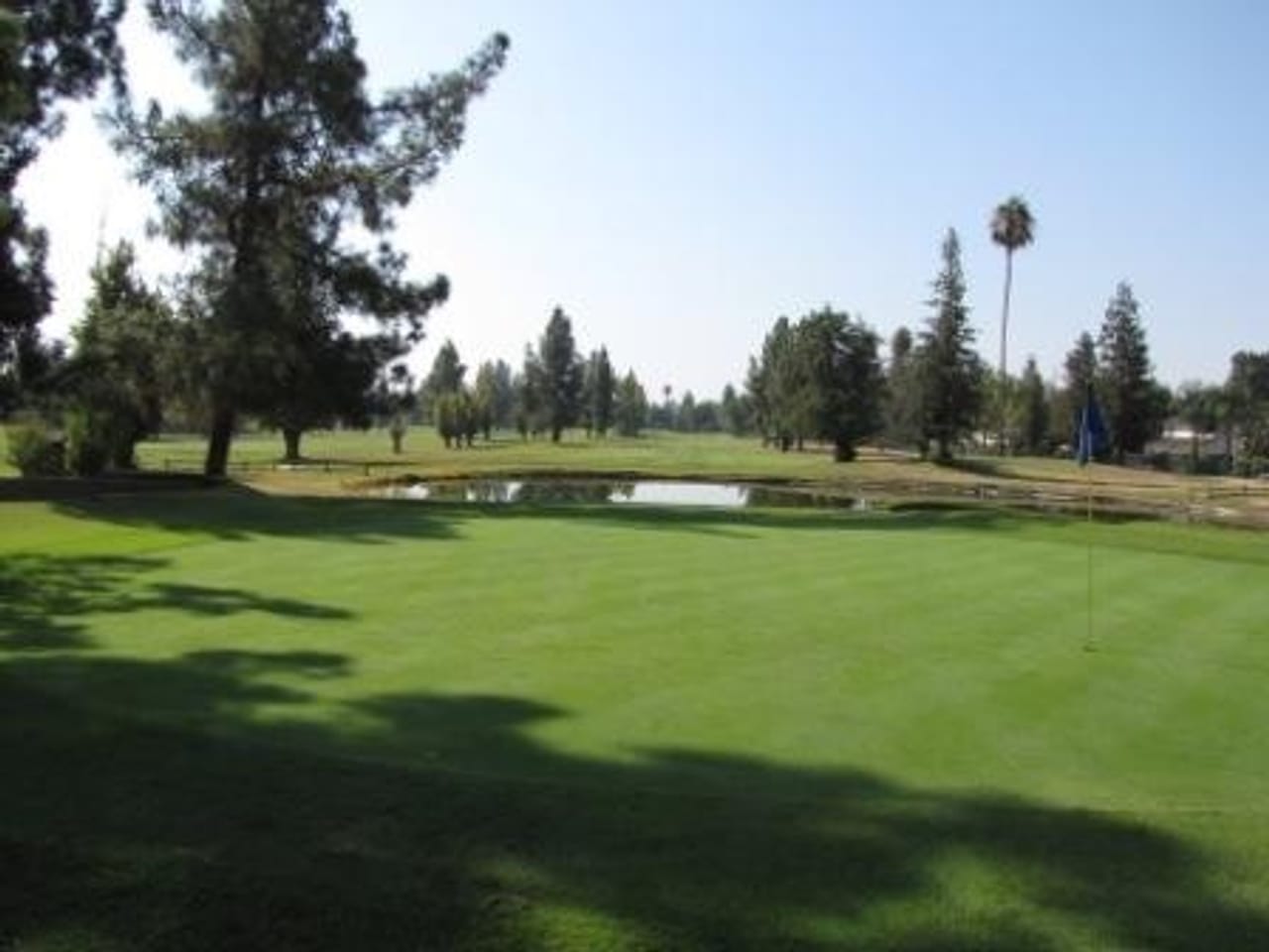 Sundale Country Club