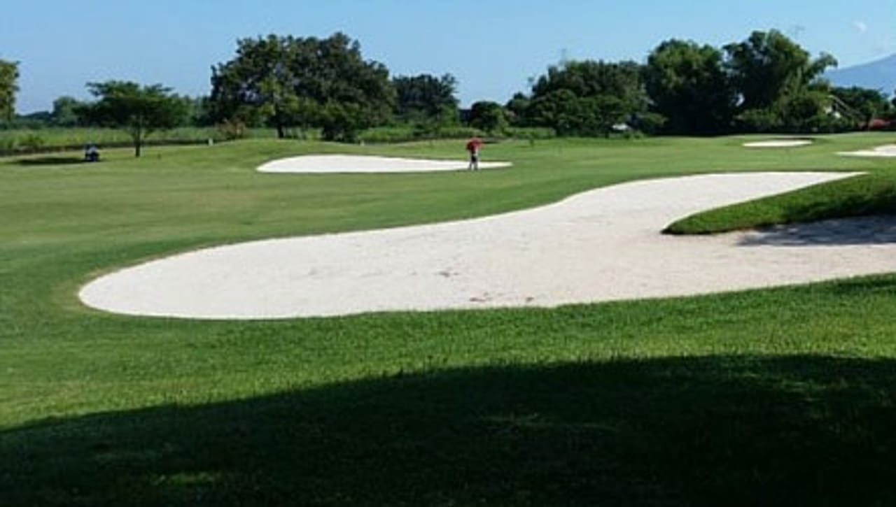 Beverly Place Golf Club