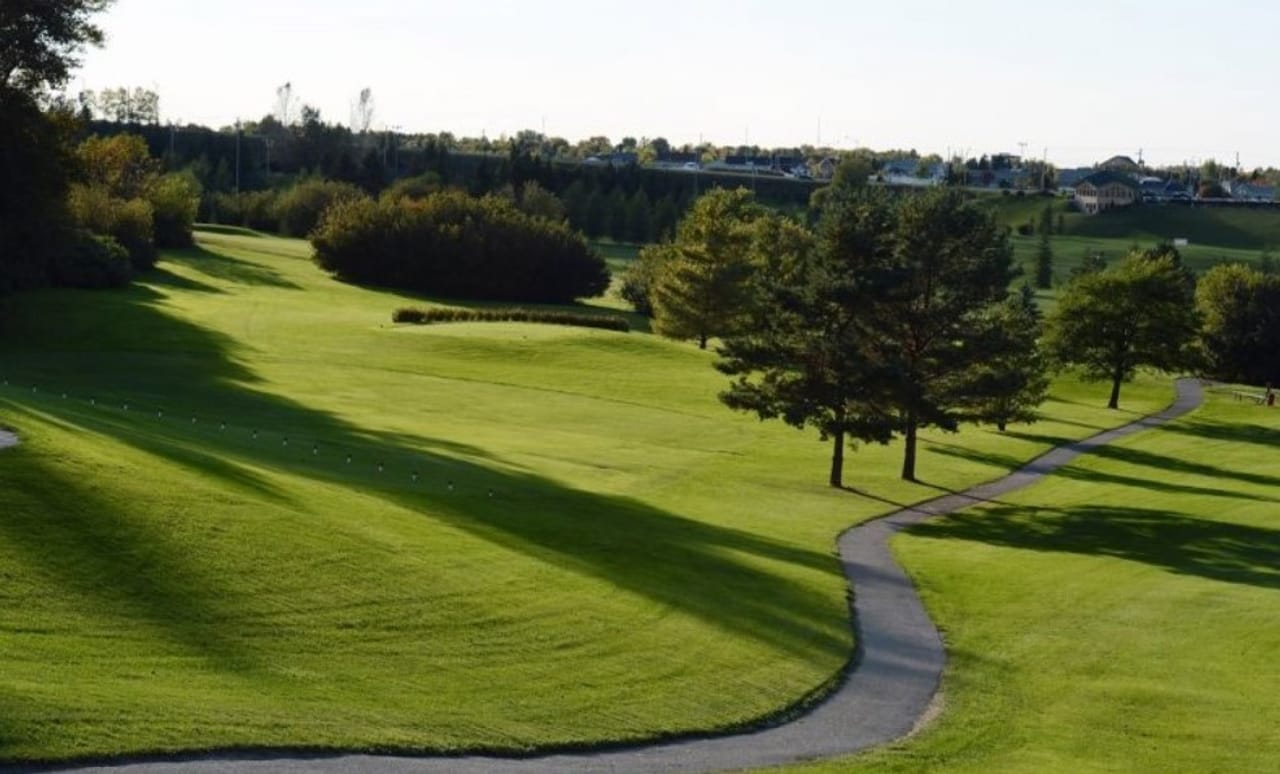 Club de Golf Le Ricochet (Par 36)