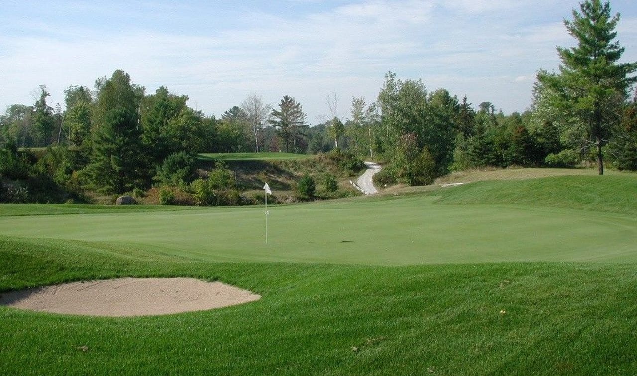 Huron Pines Golf & Country Club