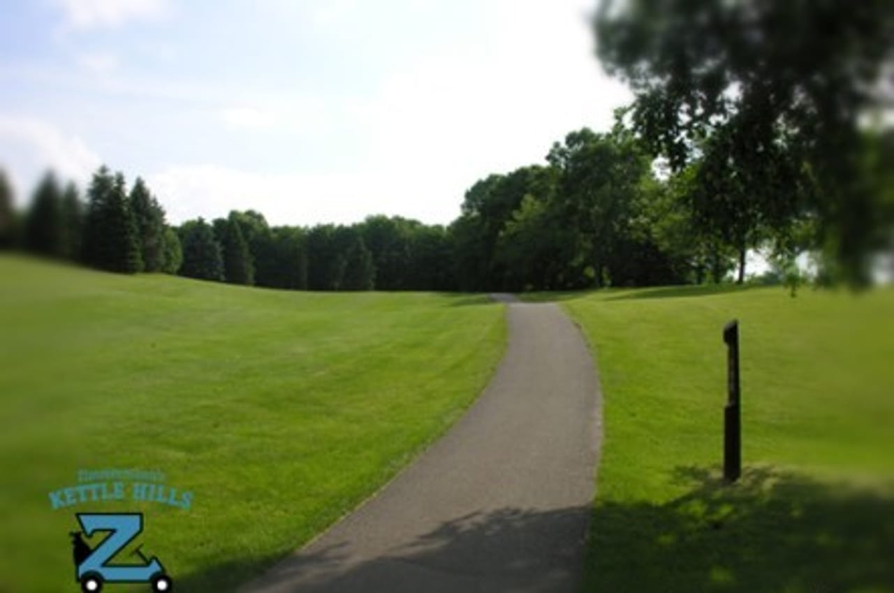 Kettle Hills Golf Course (Ponds & Woods)