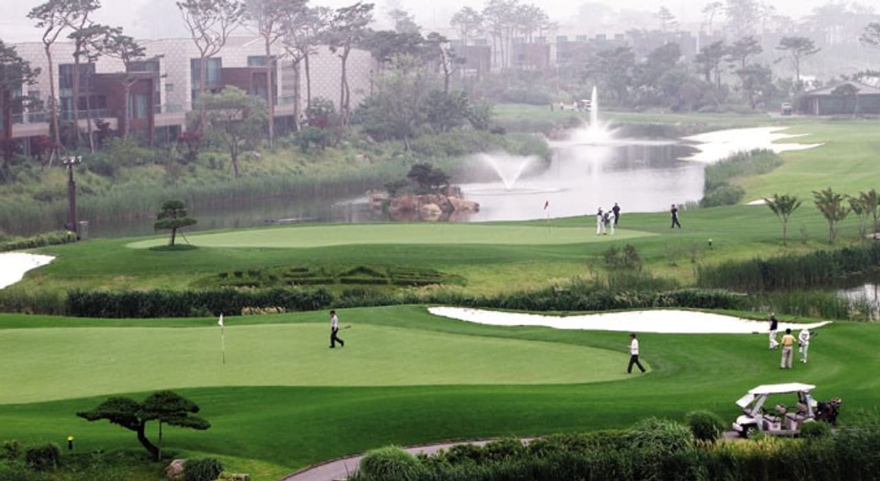 The Pinestone Country Club