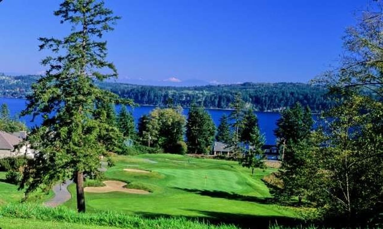 Holmes Harbor Golf Course