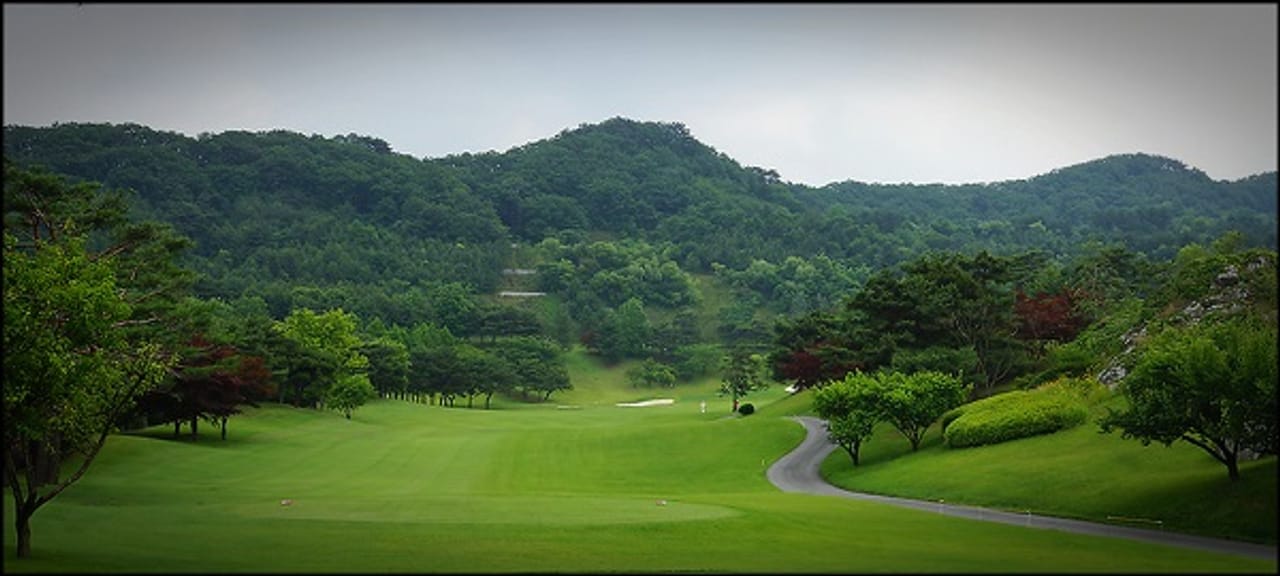 Tee Cloud Country Club