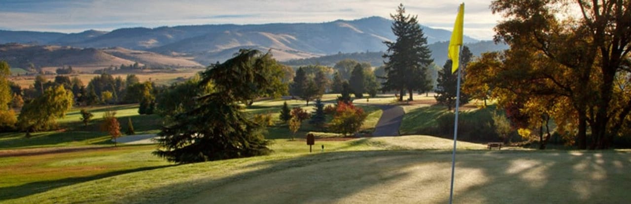 Oak Knoll Golf Course - Ashland