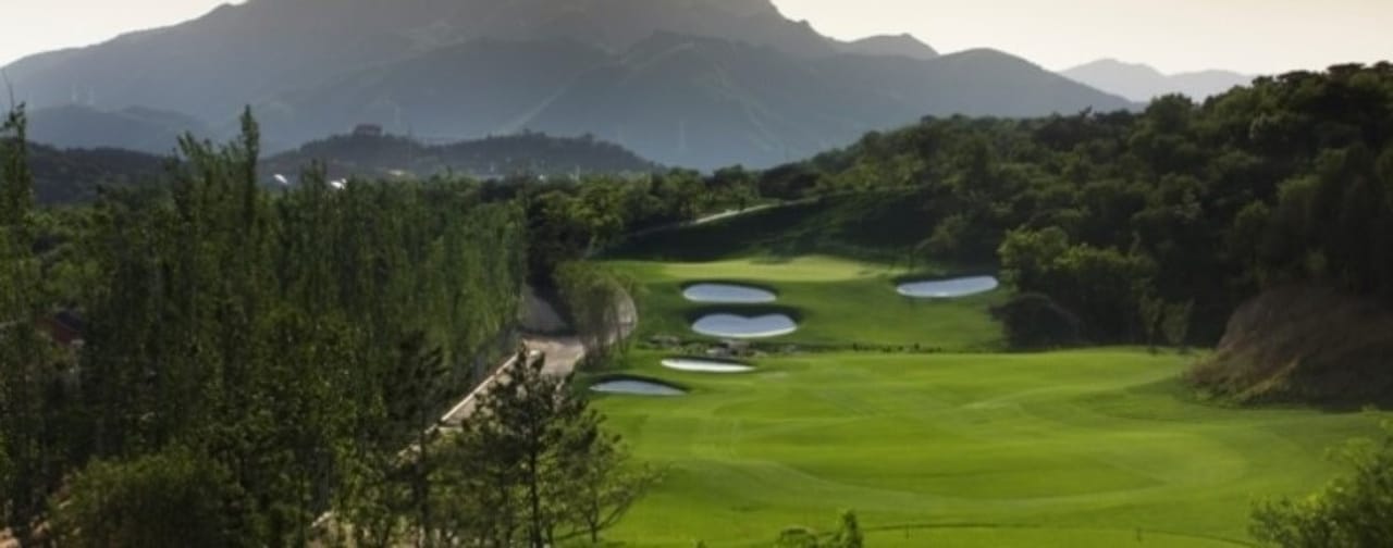 Topwin Golf & Country Club