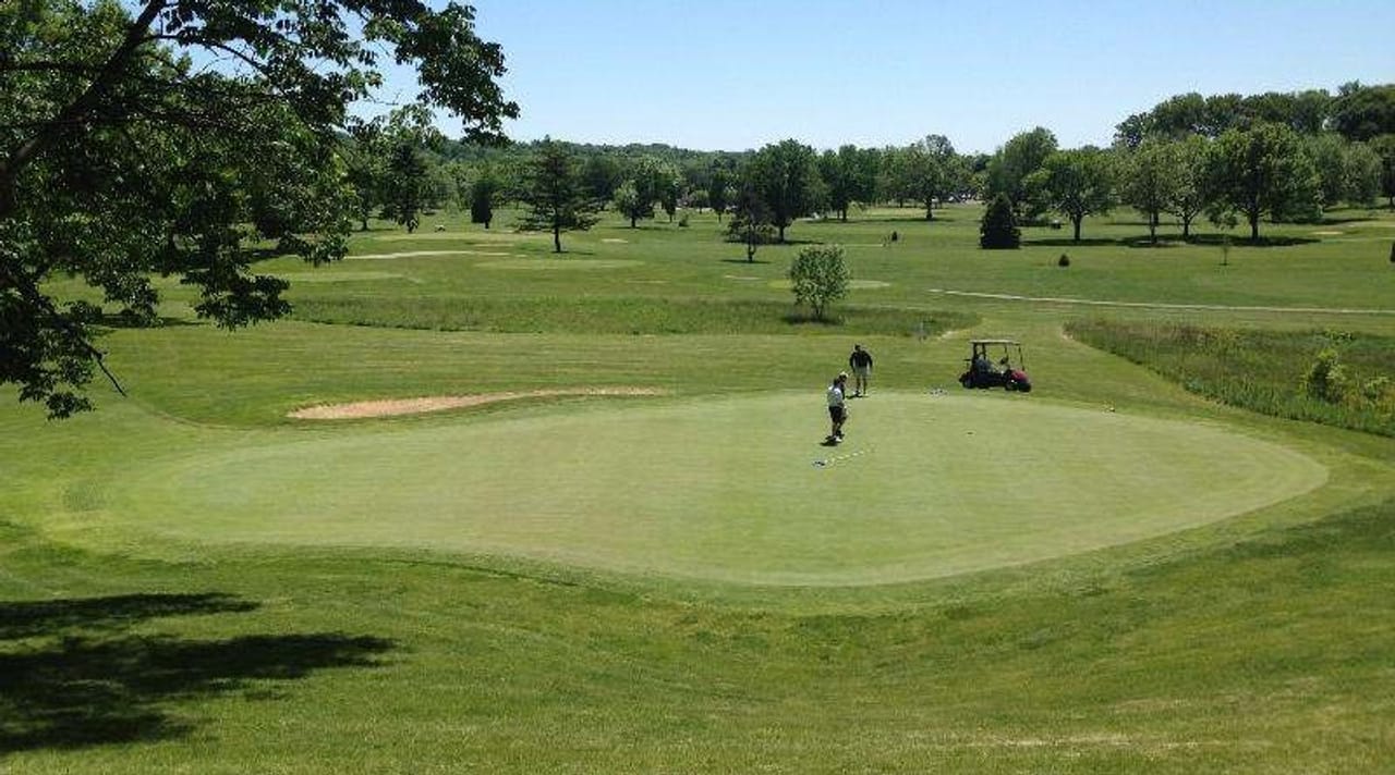 Community Golf Club (Hills)