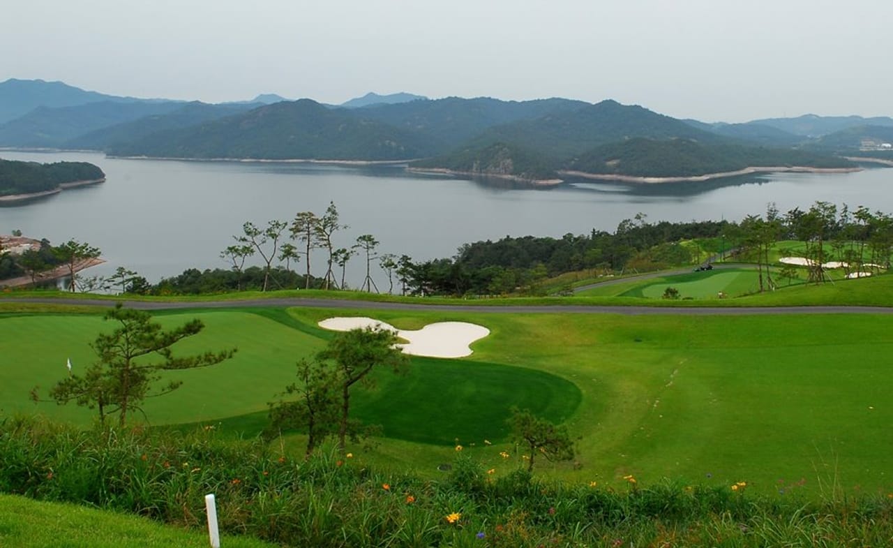 Gold Lake Country Club