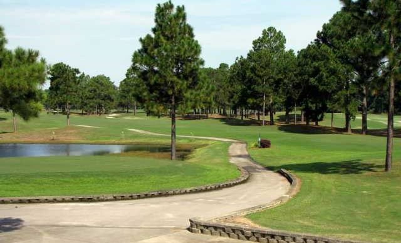 Vineyard Golf at White Lake