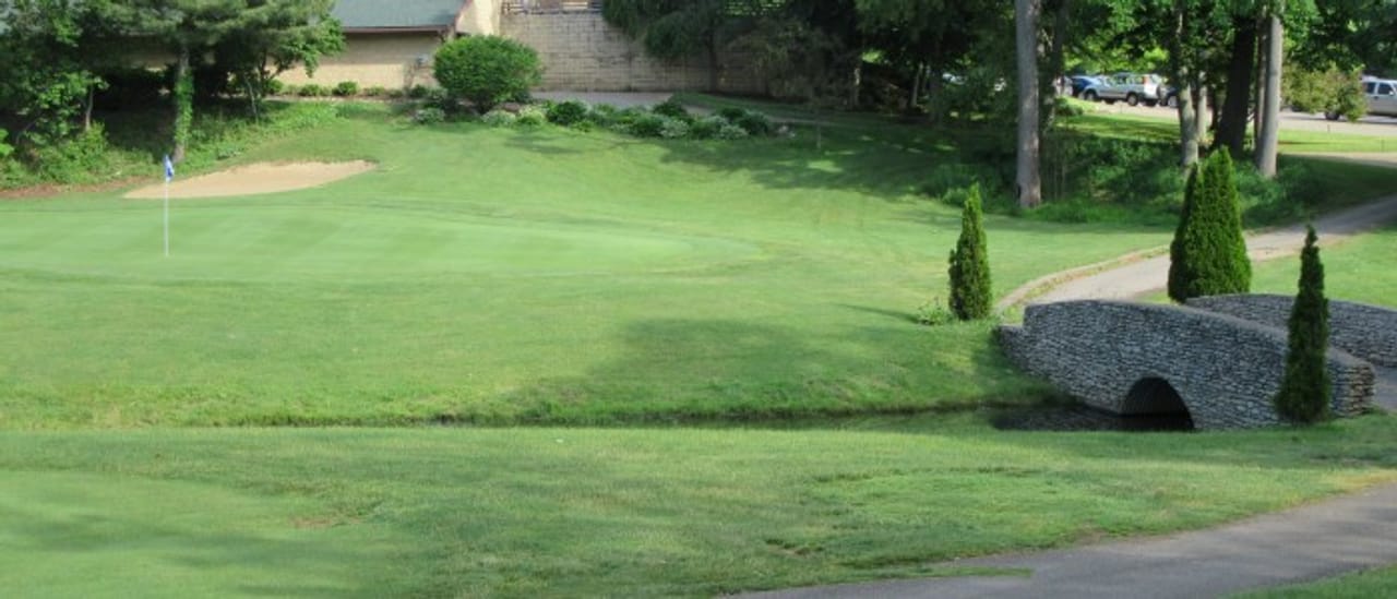 Raintree Country Club