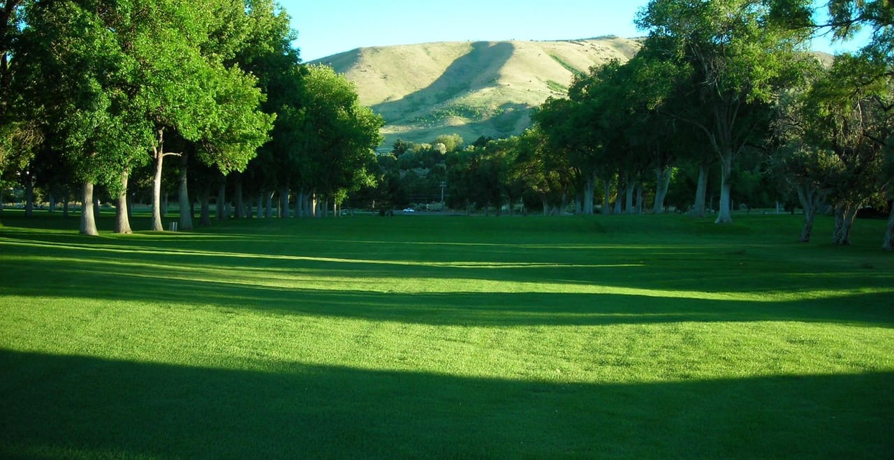 Riverside Golf Course