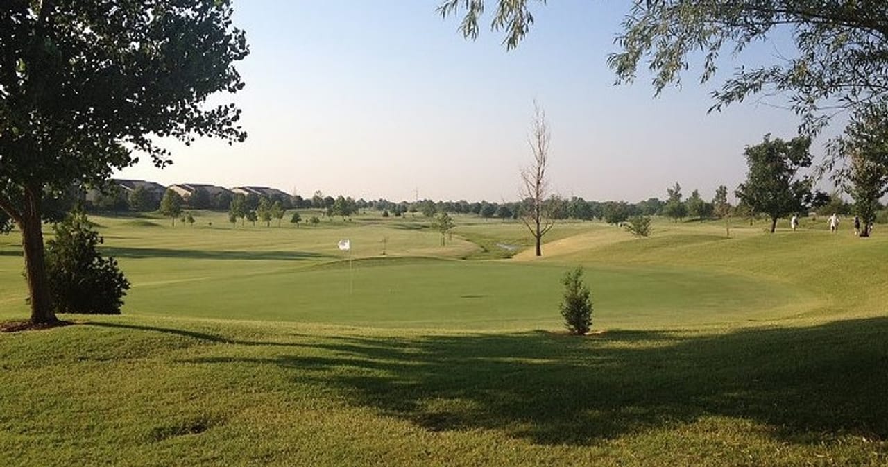 Moore Golf & Athletic Club