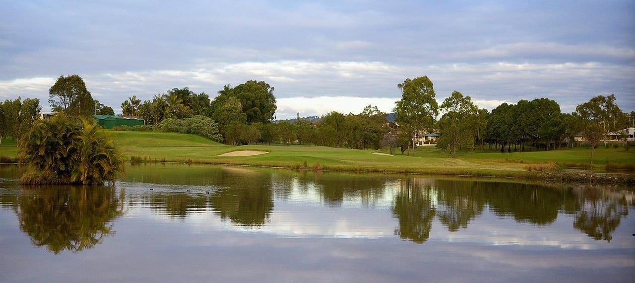 Mount Warren Park Golf Club