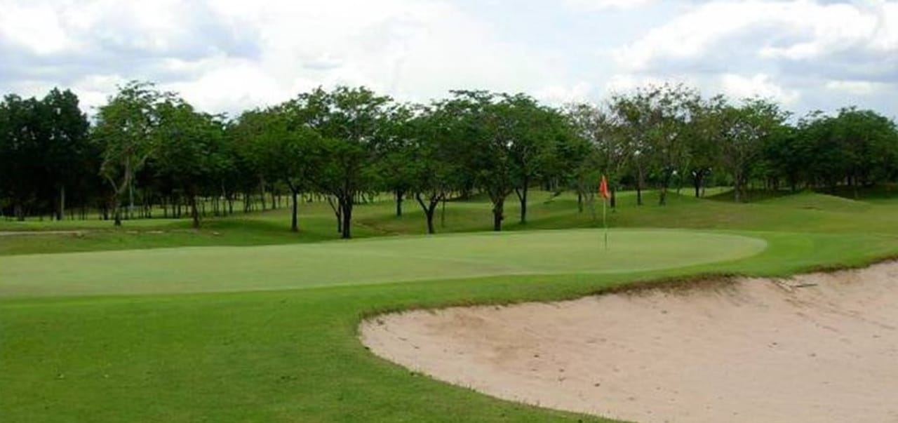 Rooks Khorat Country Club & Resort