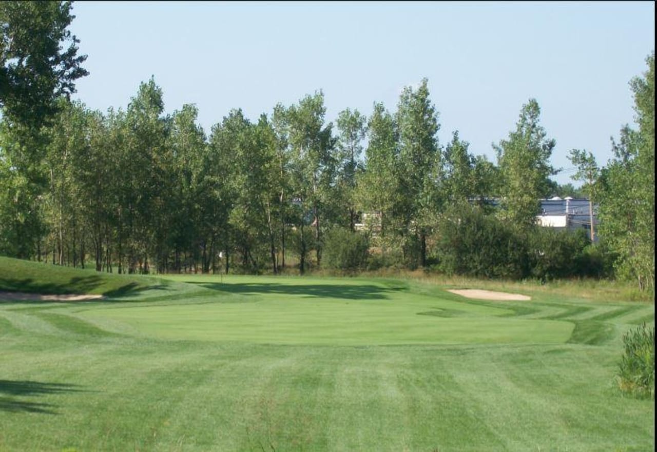 Diamond Hawk Golf Course