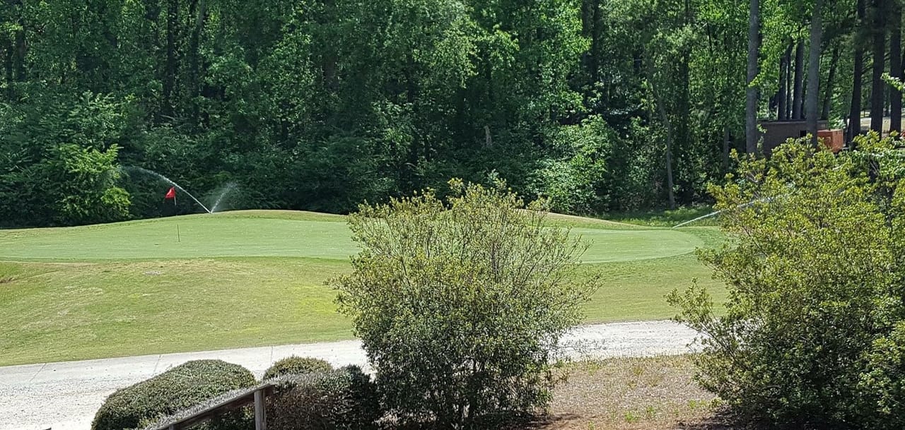 King's Grant Golf & Country Club