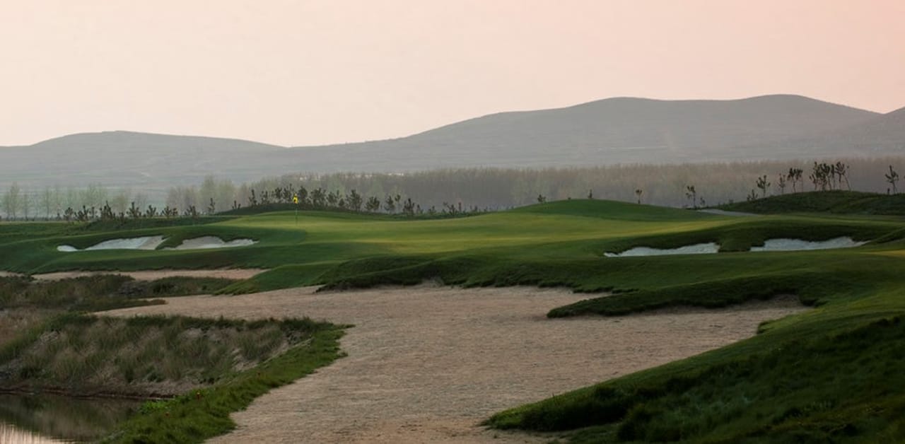 Qingdao Golden Mountain Golf Resort (B)