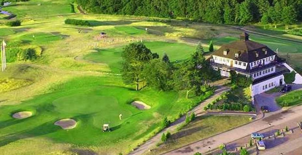 Amber Baltic Golf Club (Executive)