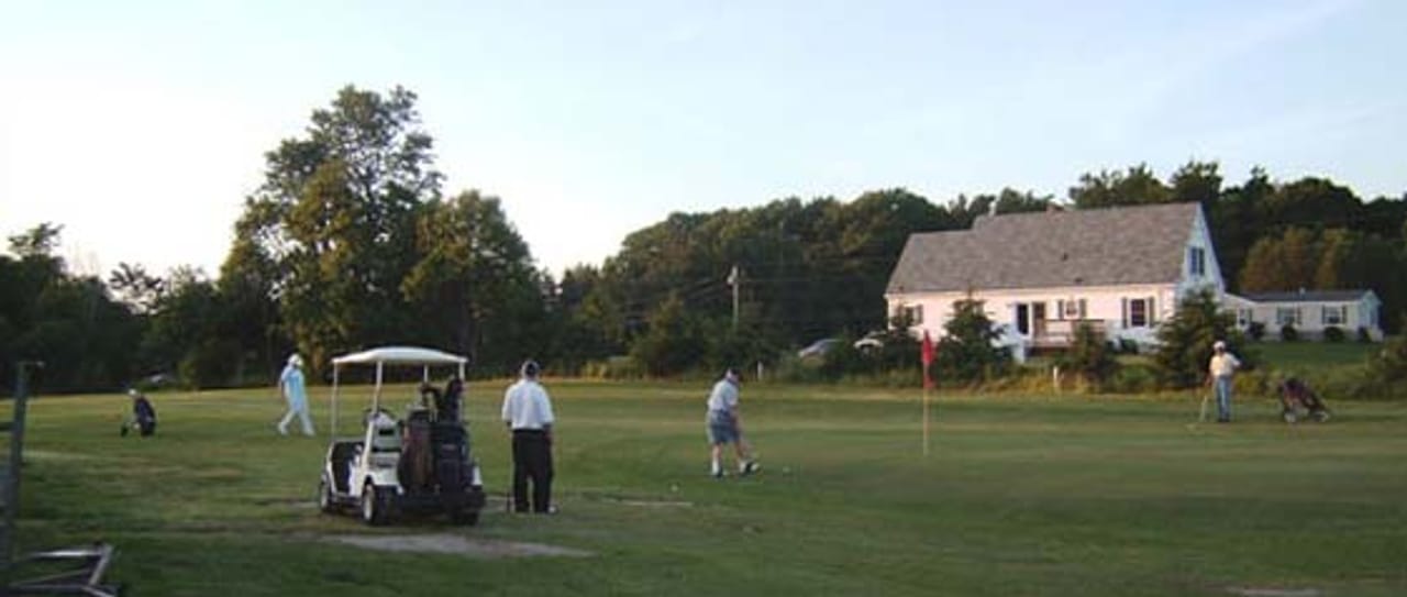 Sonny's Par 3 and Driving Range
