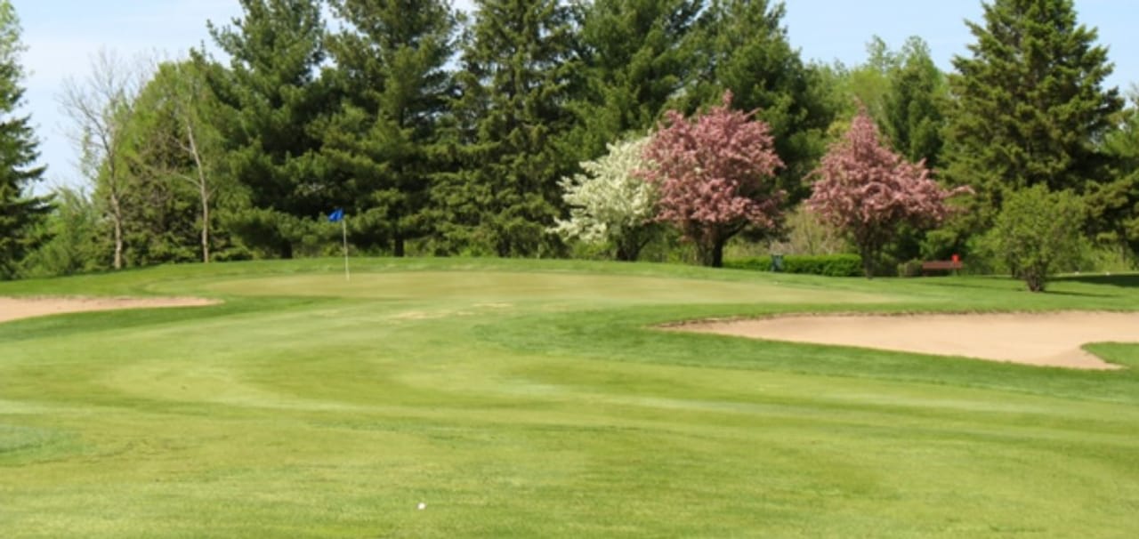 Purple Hawk Country Club