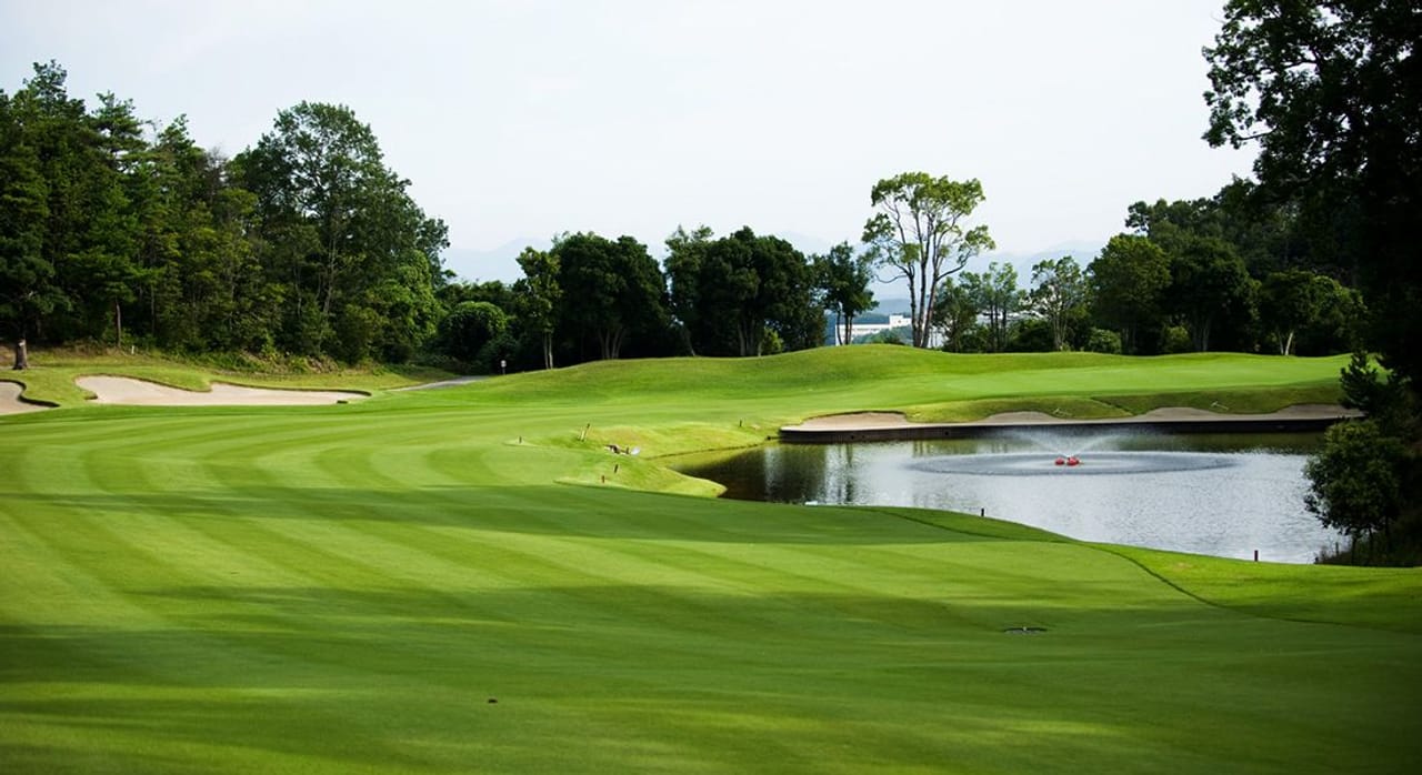 Tsuruya Country Club Nishinomiyakita