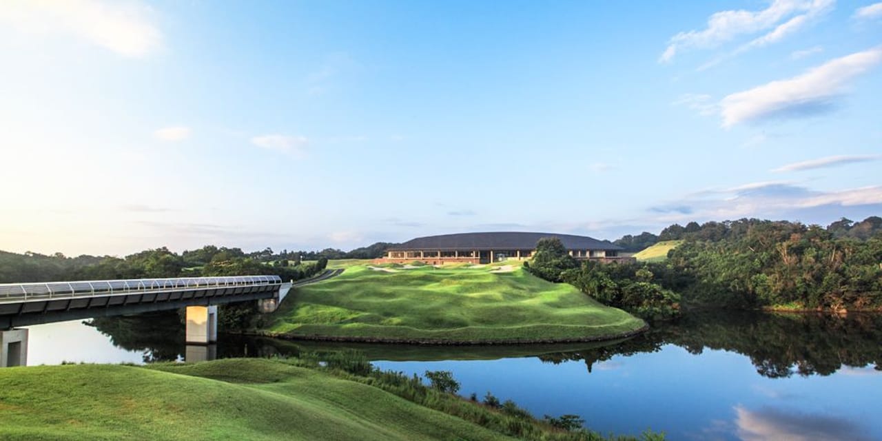 Ube 72 Country Club Ebataike