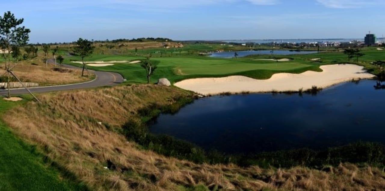 Stone Bay Golf & Resort