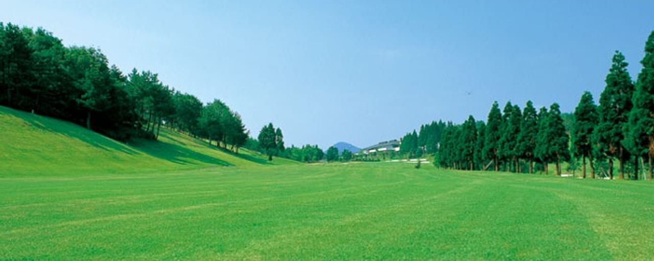 Menard Country Club Aoyama