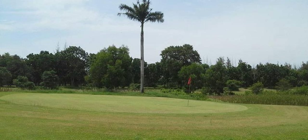 Thanarat Camp Golf Course