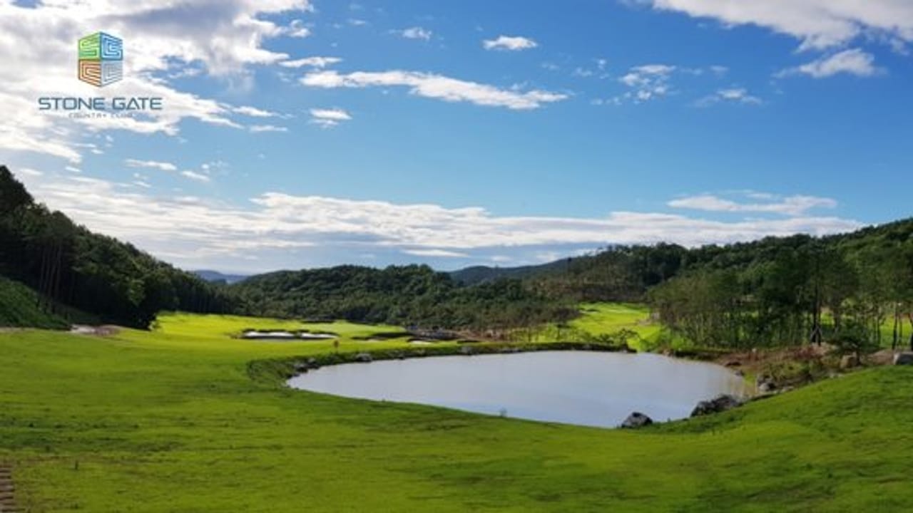 Stone Gate Country Club