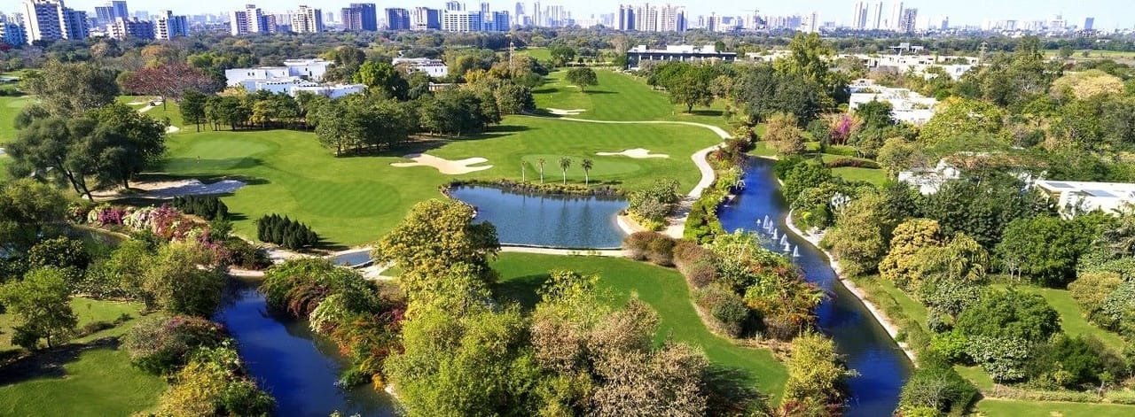 Karma Lakelands Golf Resort