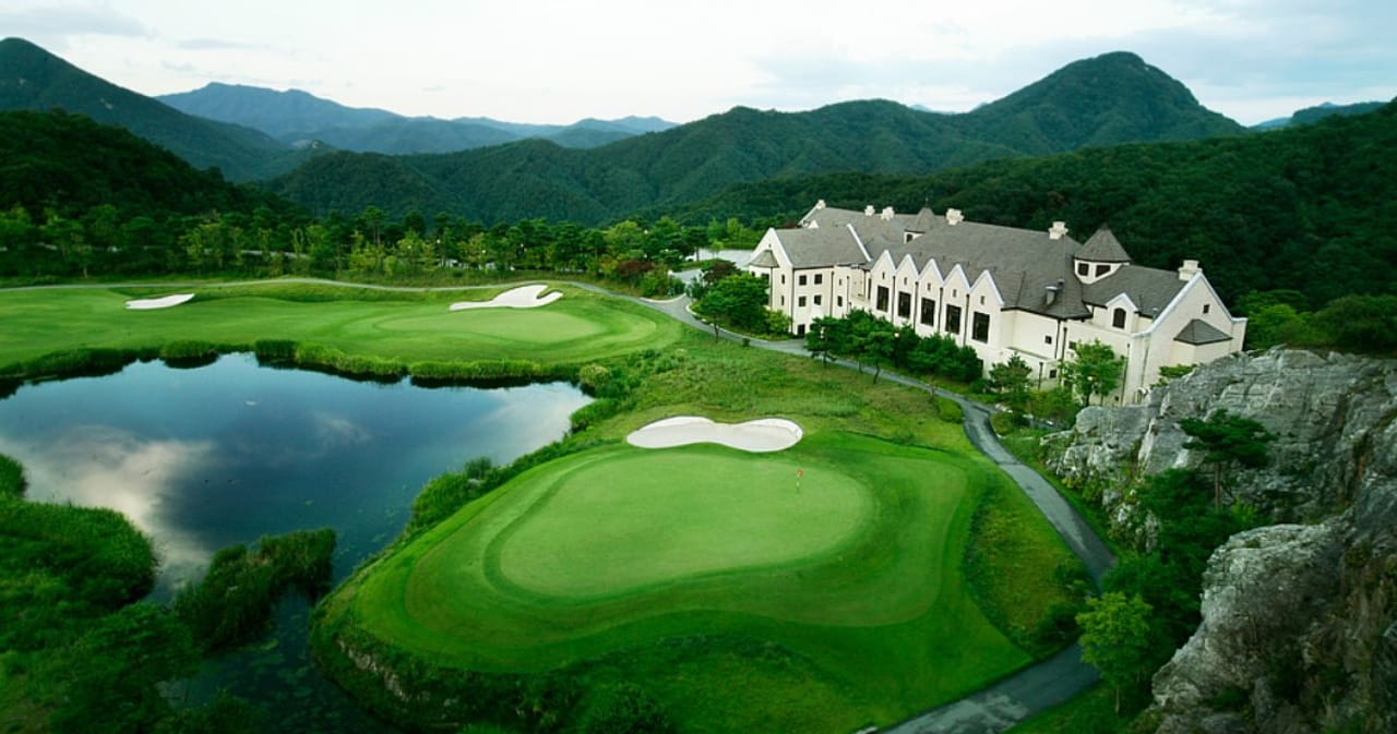 Jade Palace Golf Club