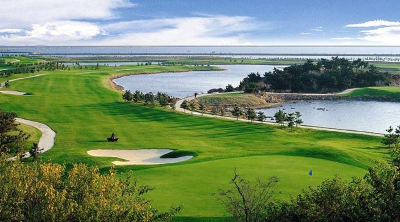 HaoDangJia Golf Club