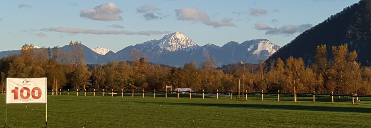 Mladinski Golf Center