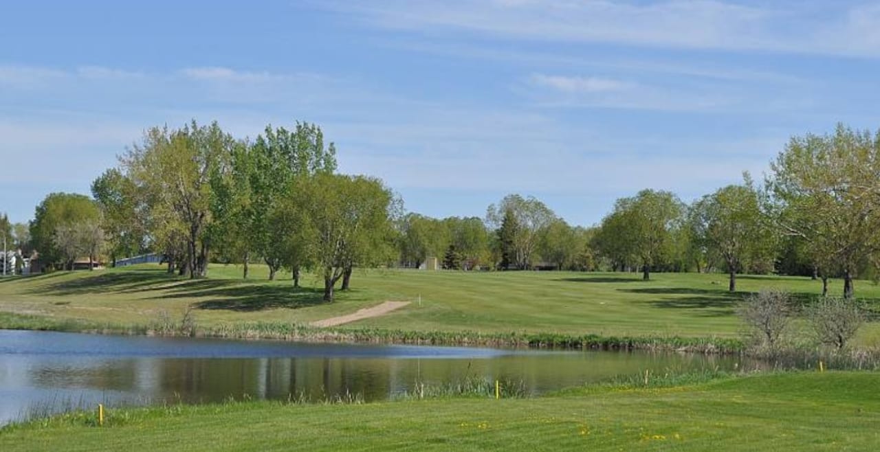 Brooks Golf Club