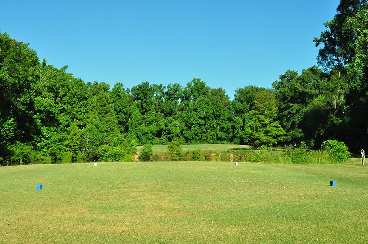Dumas Memorial Golf Course