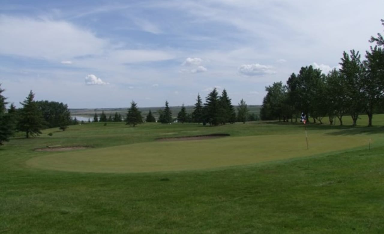 Consort Golf Club - Gooseberry Lake