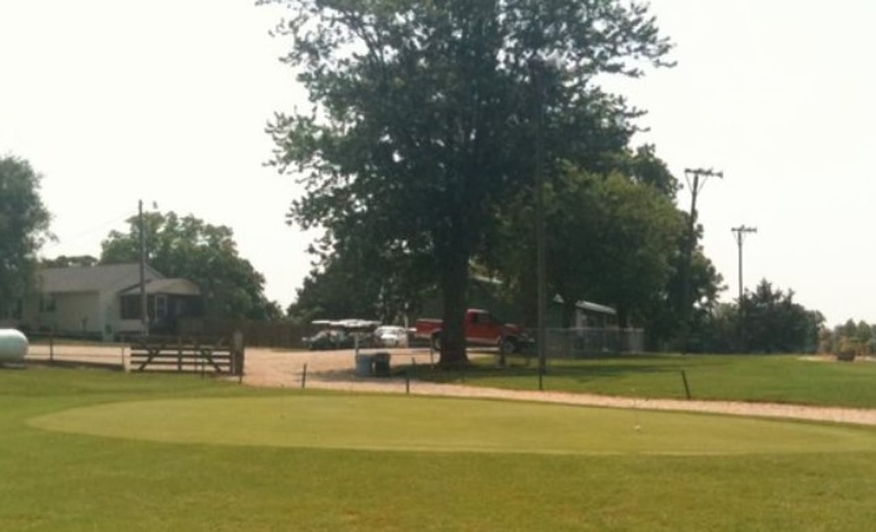 Hurryville Driving Range & Par 3