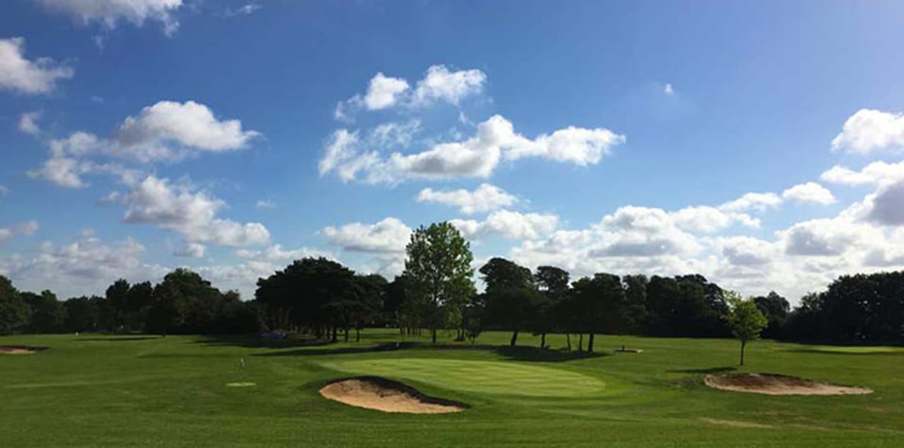 Chadwell Springs Family Golf Centre
